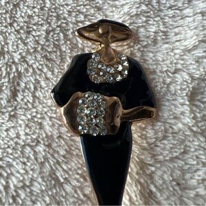 Art Deco Style Posh Lady Pin Brooch in Black Enamel and gold-tone